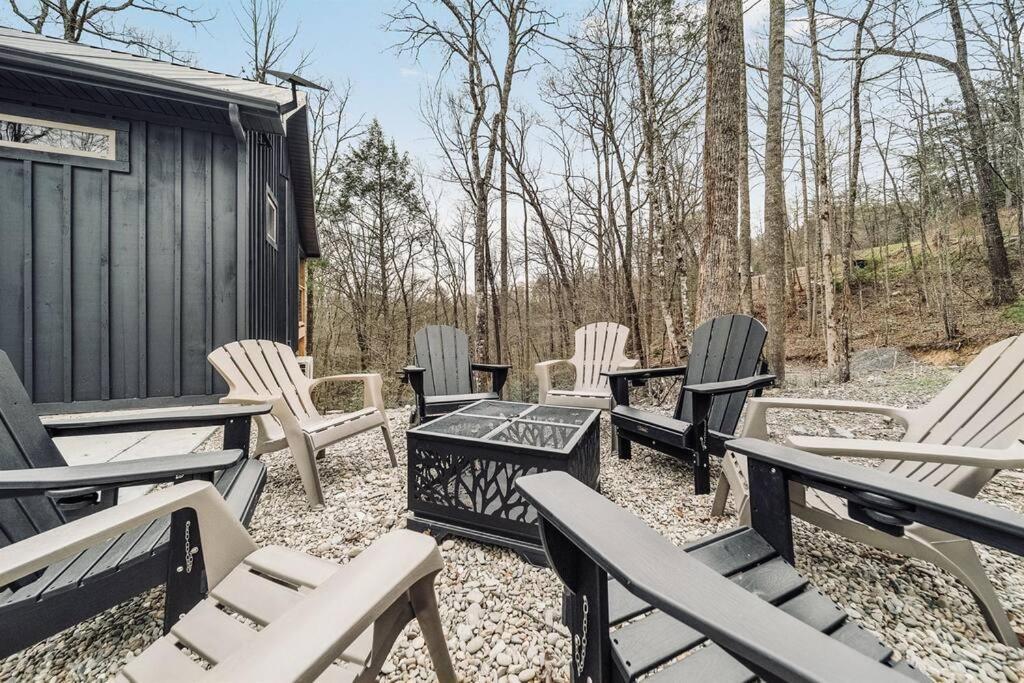 Honeymoon Couples Cabin Secluded, Hot Tub, Views 塞维尔维尔 外观 照片